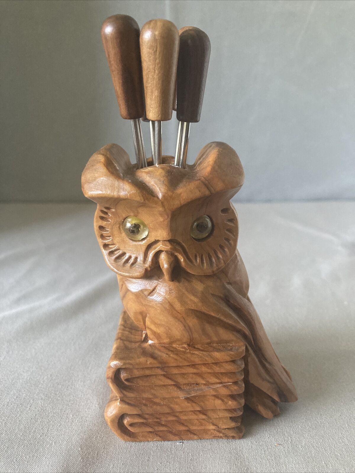 Carved Owl Charcuterie Hor D’oeuvres 6 Cocktail  Forks Olive Wood Holder Mcm
